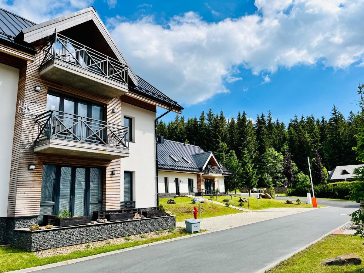 Ski Chalet Klinovec Loučná pod Klínovcem Екстериор снимка