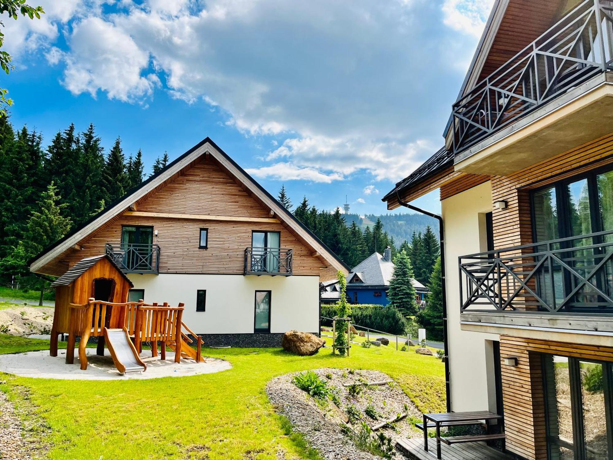 Ski Chalet Klinovec Loučná pod Klínovcem Екстериор снимка